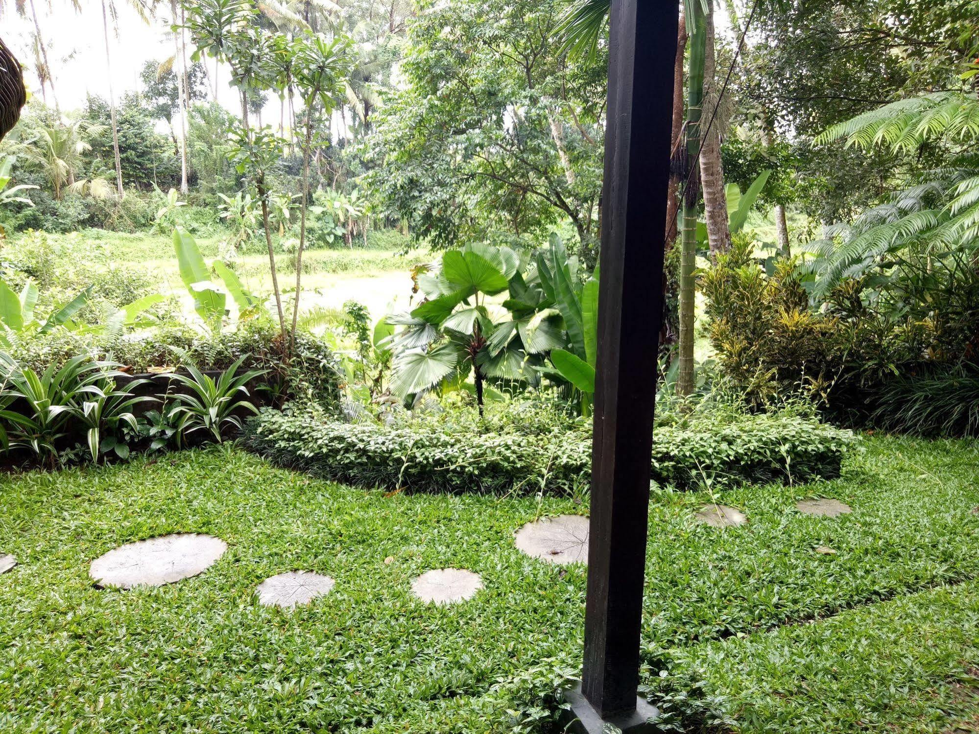 Casa Priya Ubud Екстериор снимка